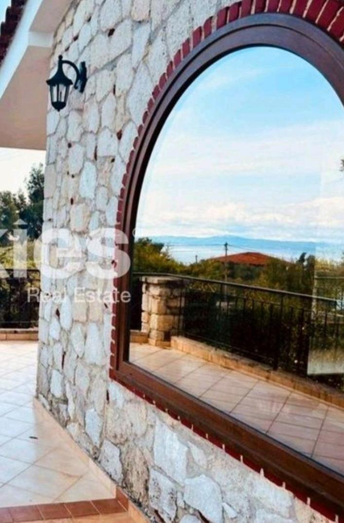 Villa George Afytos Exterior photo
